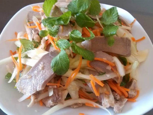 Lưỡi heo rất ngon và được chế biến rất nhiều món