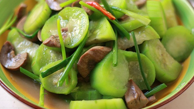 Cật bò xào mướp
